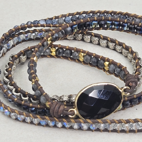Leather Black Onyx Stones Beaded Wrap Bracelet - Picture 4 of 4